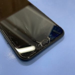 iPhoneSE3 落下フロントカメラ破損 交換修理 | 茨城県取手市新取手
