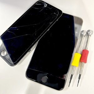 iPhoneSE2 画面割れ修理