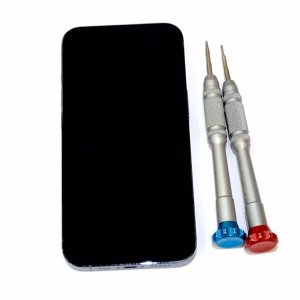 iPhone13pro ライトニング交換