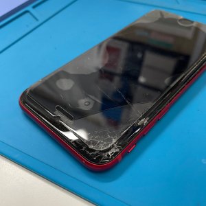 iPhone8 落下破損 パネル交換| 取手市大曲