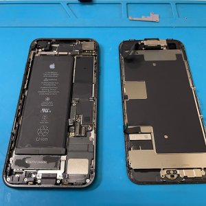 iPhone8パネル交換修理| 我孫子市