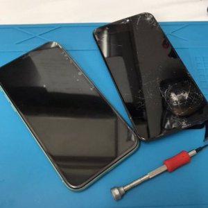 iPhone11 落下陥没 液晶交換| 千葉県我孫子市天王台
