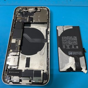 iPhone12 電池劣化 バッテリー交換修理| 龍ケ崎市豊田町