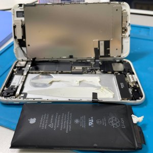 iPhone7Plus 電池膨張 バッテリー交換| 取手市桜が丘