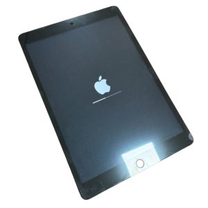 iPad8 リンゴループ修理