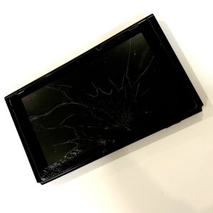 Nintendo Switch 液晶交換修理