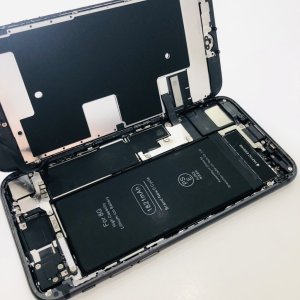 iPhone8　バッテリー交換