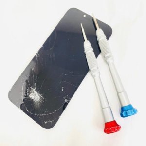 iPhone13液晶交換修理| 千葉県我孫子市布施| 液晶交換も即日お渡しで修理対応しております!!