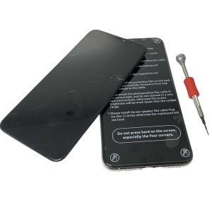 iPhone11Pro フロントパネル交換