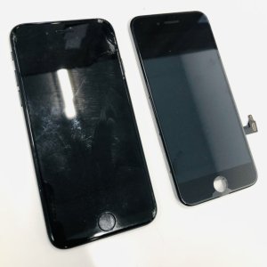 iPhoneSE3 液晶交換修理