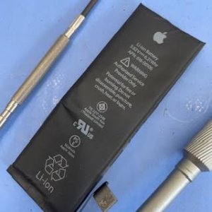 iPhoneSE バッテリー交換
