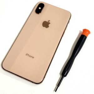 iPhoneXS 背面パネル交換修理