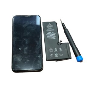 充電の減りが早い！　iPhone11ProMAX バッテリー交換