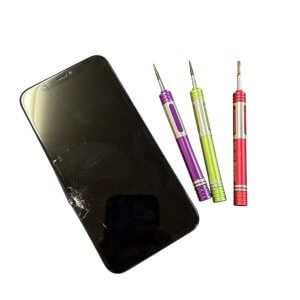 iPhone11 フロントパネル交換