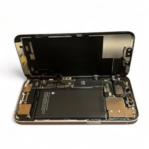 iPhone13 パネル交換