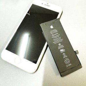 iPhone8 バッテリー交換