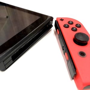Switch 本体レール交換修理