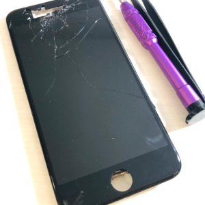 iPhoneSE2 アイフォンSE2 液晶交換