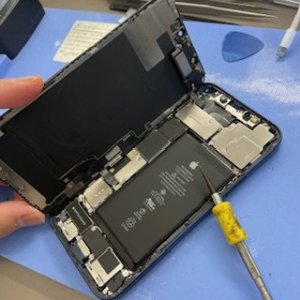 iPhone12pro バッテリー交換