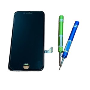 タッチ操作が利かないiPhoneSE3　液晶交換