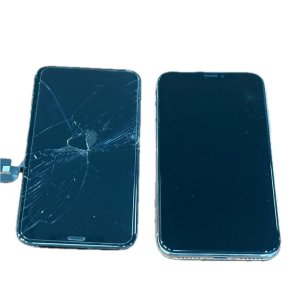 画面が割れたiPhoneX パネル交換