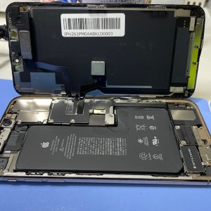 iPhone12ProMaxのバッテリー交換| 龍ケ崎市高須町| バッテリーも即日お渡しで修理対応しております‼︎