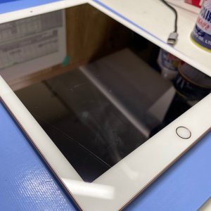 iPad 7液晶交換| 龍ケ崎市白羽| iPad修理もご予約にて即日対応致します！