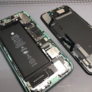 iPhone11 液晶交換| つくばみらい市坂野新田| 液晶交換も即日お渡しで修理対応しております‼︎
