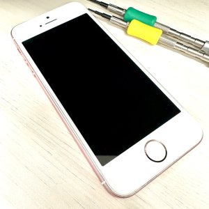 iPhoneSE バッテリー交換修理