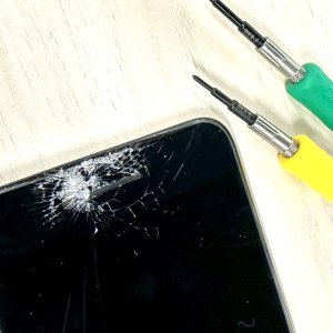 iPhone8　パネル交換修理