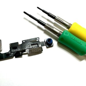 iPhoneSE3 インカメラ交換修理