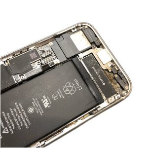 iPhone8 ライトニング交換（充電不良）、端末清掃