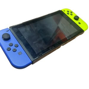 任天堂　スイッチ　液晶交換