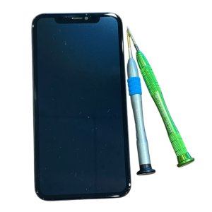 【画面下部縦線】iPhone12 液晶交換修理