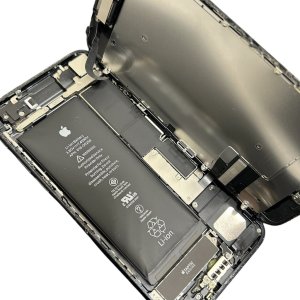 iPhone7 バッテリー膨張