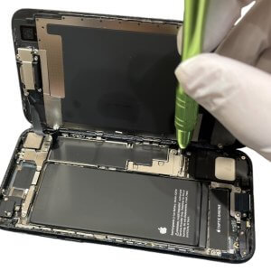 iPhoneSE3 【アイフォンSE3】 バッテリー交換