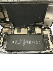 iPhone11 バッテリー交換