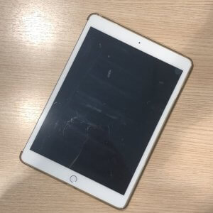 iPad7 ライトニング 交換 修理
