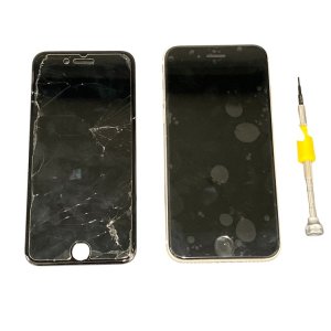 iPhoneSE3 フロントパネル交換