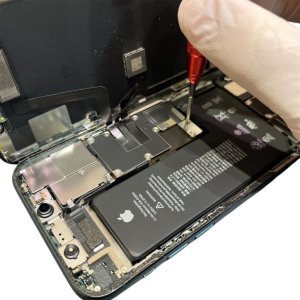 iPhone11Pro【アイフォン11プロ】バッテリー交換