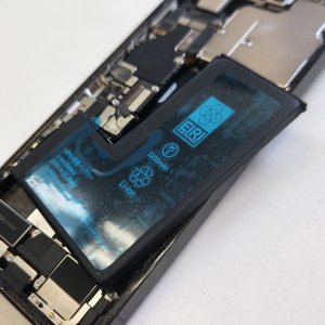 【iPhone14Pro バッテリー交換】そろそろ14Proのバッテリー持ちが悪くなるタイミングかも知れません。アイフォン修理のご相談は当店まで!!|厚岸郡浜中町