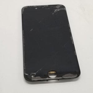 iPhone8　フロントパネル交換