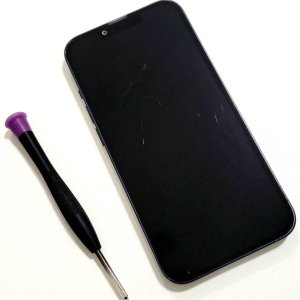 iPhone13 フロントパネル交換