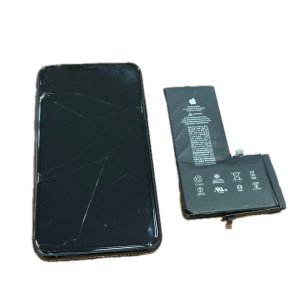 最大容量79％ iPhone11ProMax バッテリー交換