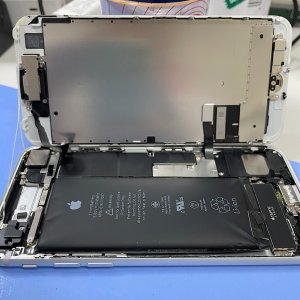 iPhone 8プラス バッテリー交換| つくばみらい市谷井田| バッテリー交換も即日お渡しで修理対応しております‼︎
