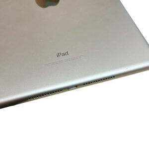 iPad6 ライトニング端子交換修理