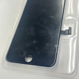 【iPhoneSE 第3世代 フロントパネル交換】動画視聴も快適に！ひび割れた画面を修理｜伊勢崎市連取町