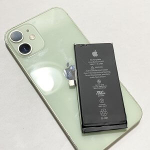 iPhone12 バッテリー交換