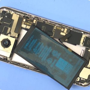 iPhone14 バッテリー交換|日高市旭ヶ丘| バッテリー交換も即日で対応しております！