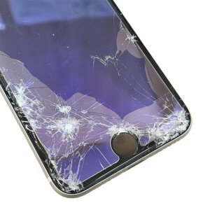 iPhoneSE2 フロントパネル交換